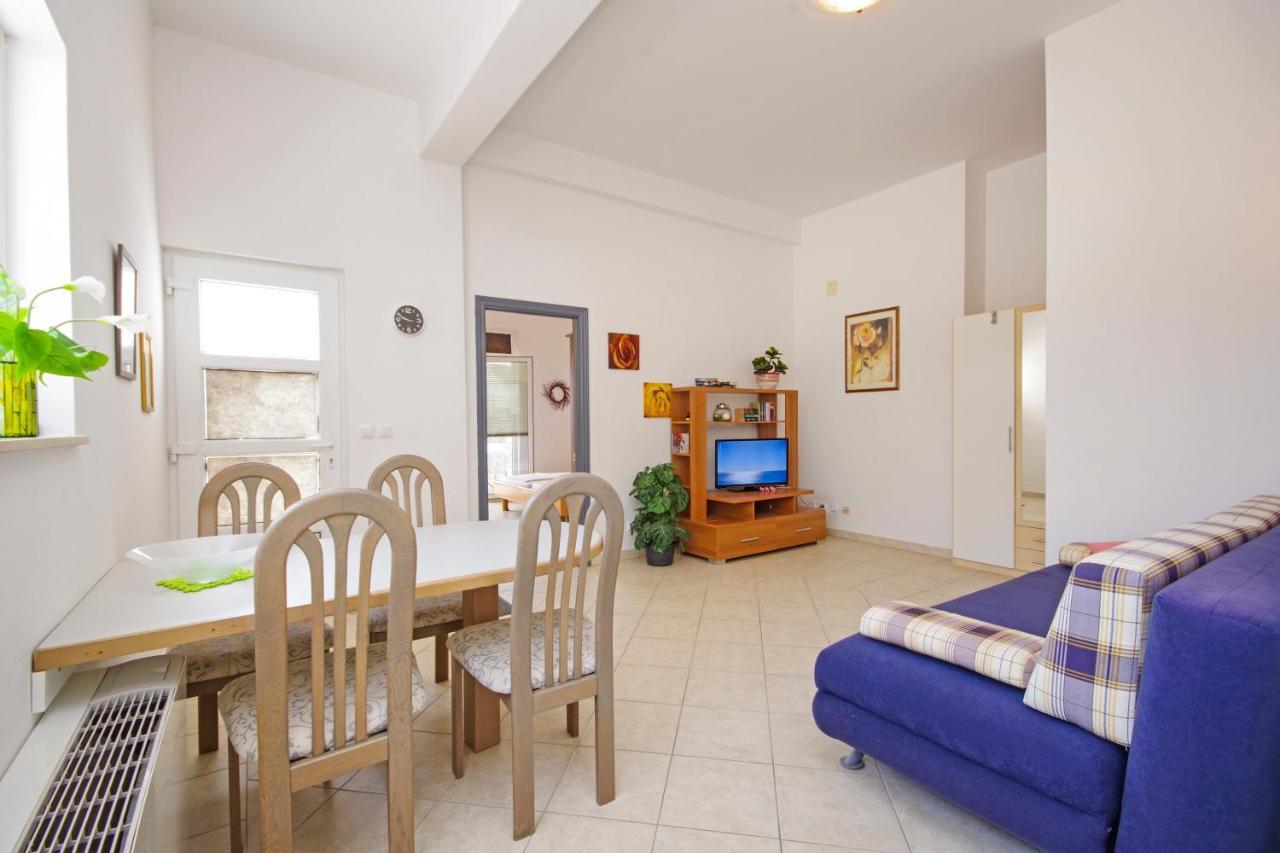 Matanovi Dvori Md Apartments Makarska Exterior foto