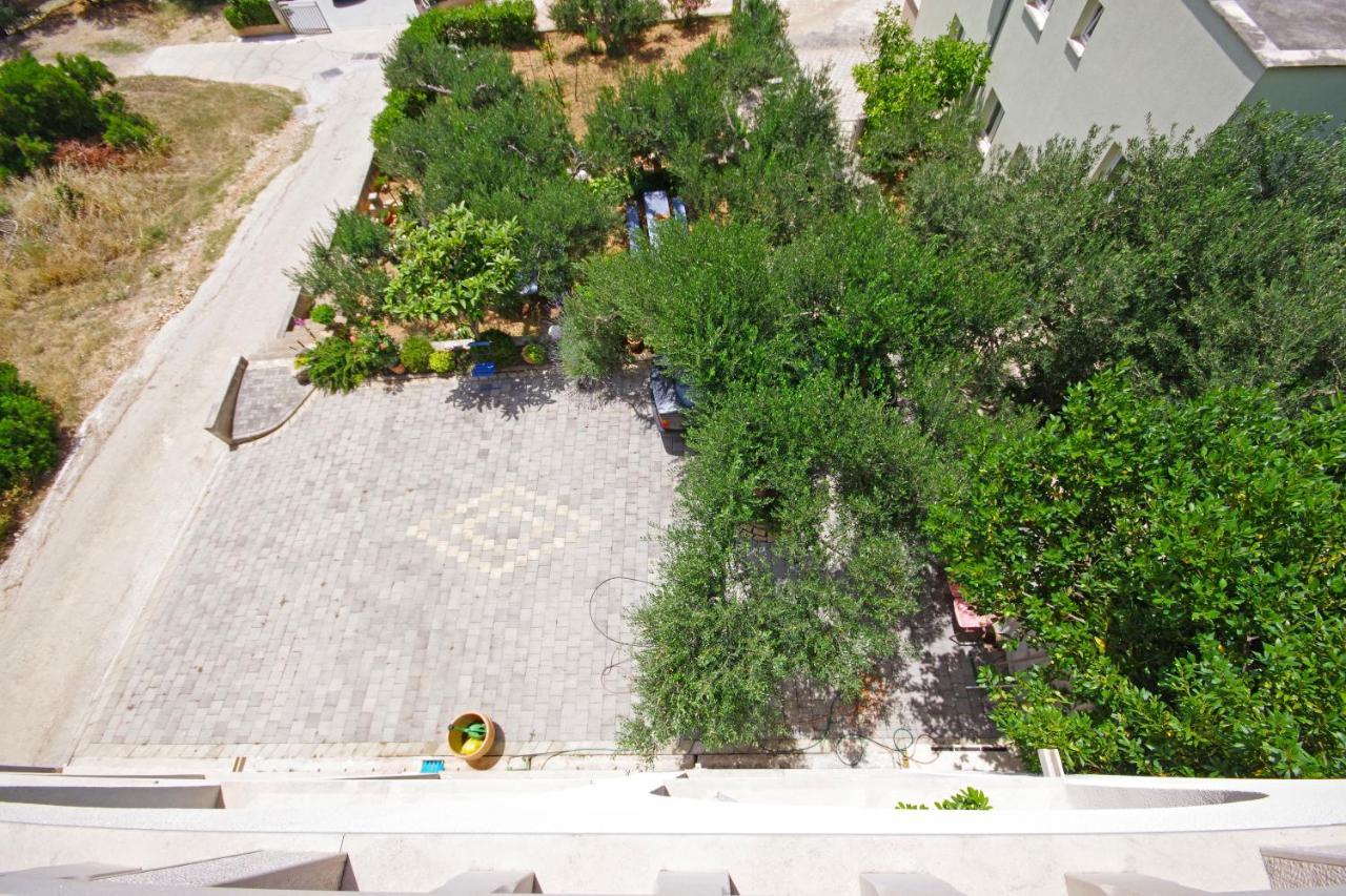 Matanovi Dvori Md Apartments Makarska Exterior foto